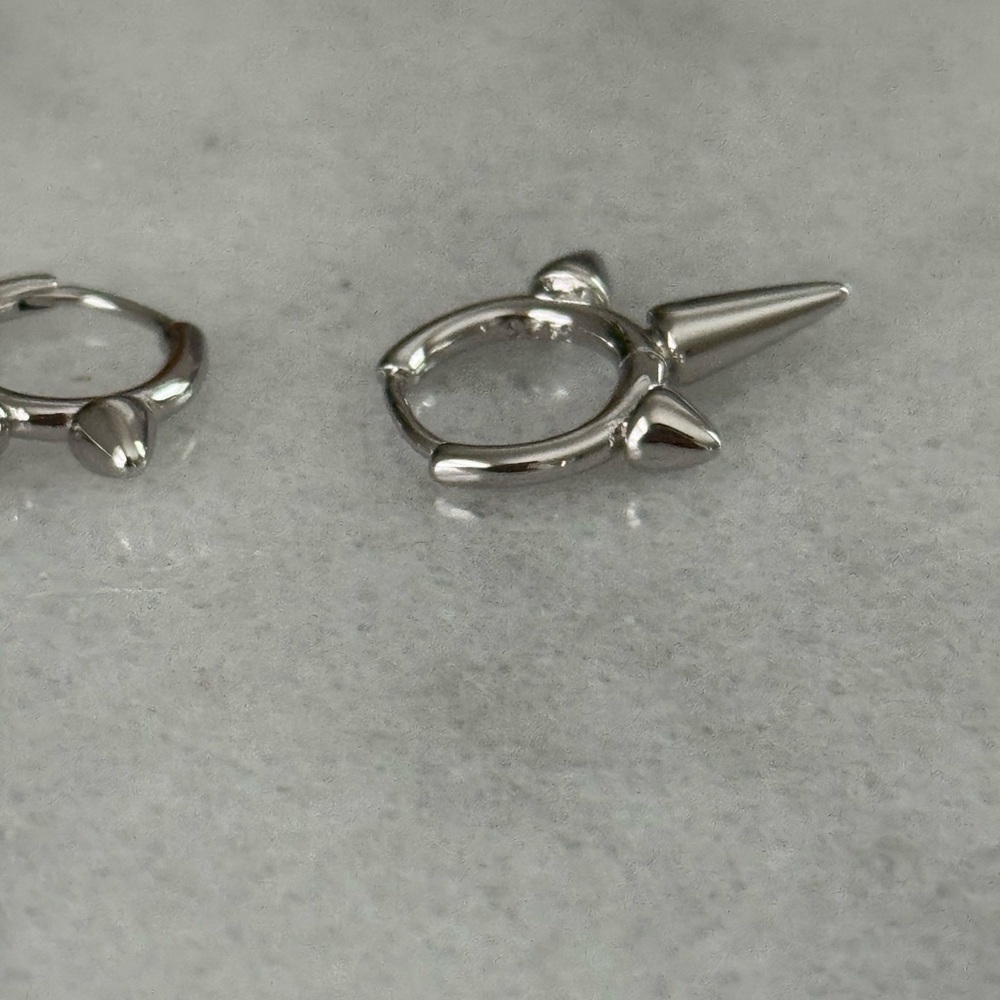 New Drop! Sterling Silver Spike Huggie Hoop Earrings Brand New - Picture 3 of 5